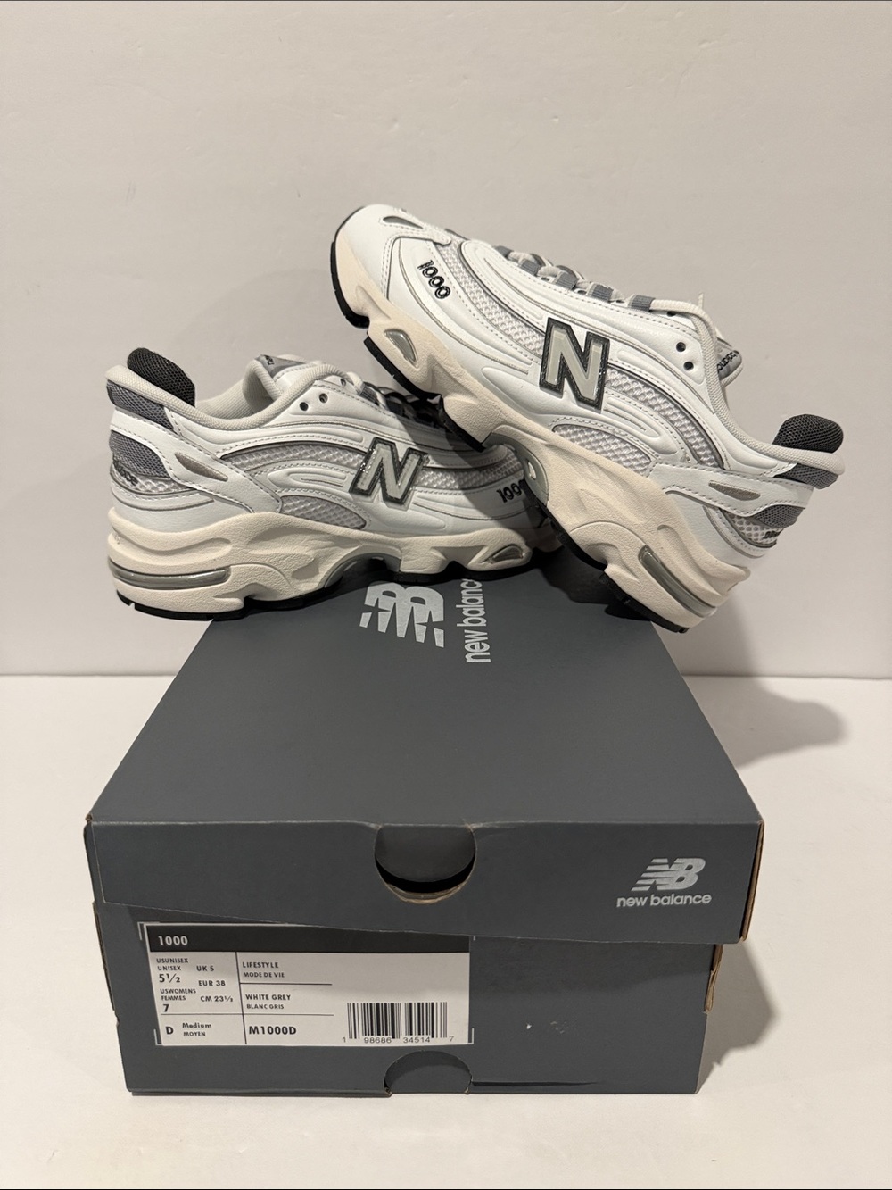 New Balance 1000 'White' Sz: 5.5 / 7.5 / 8.5 (M1000D)